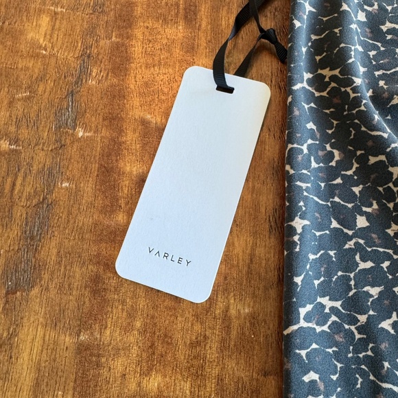 NWT: Pair Varley Tights & Bra Set - Picture 3 of 15